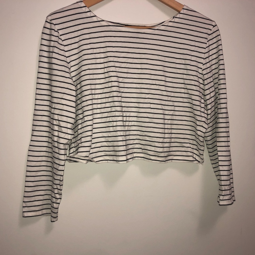 White stripe crop top